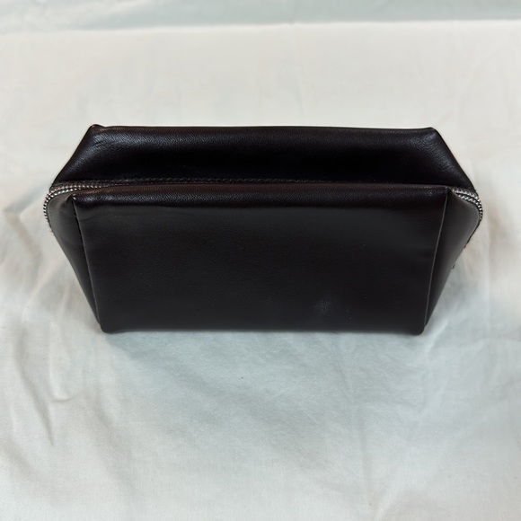 Michael Kors leather case - Picture 3 of 9